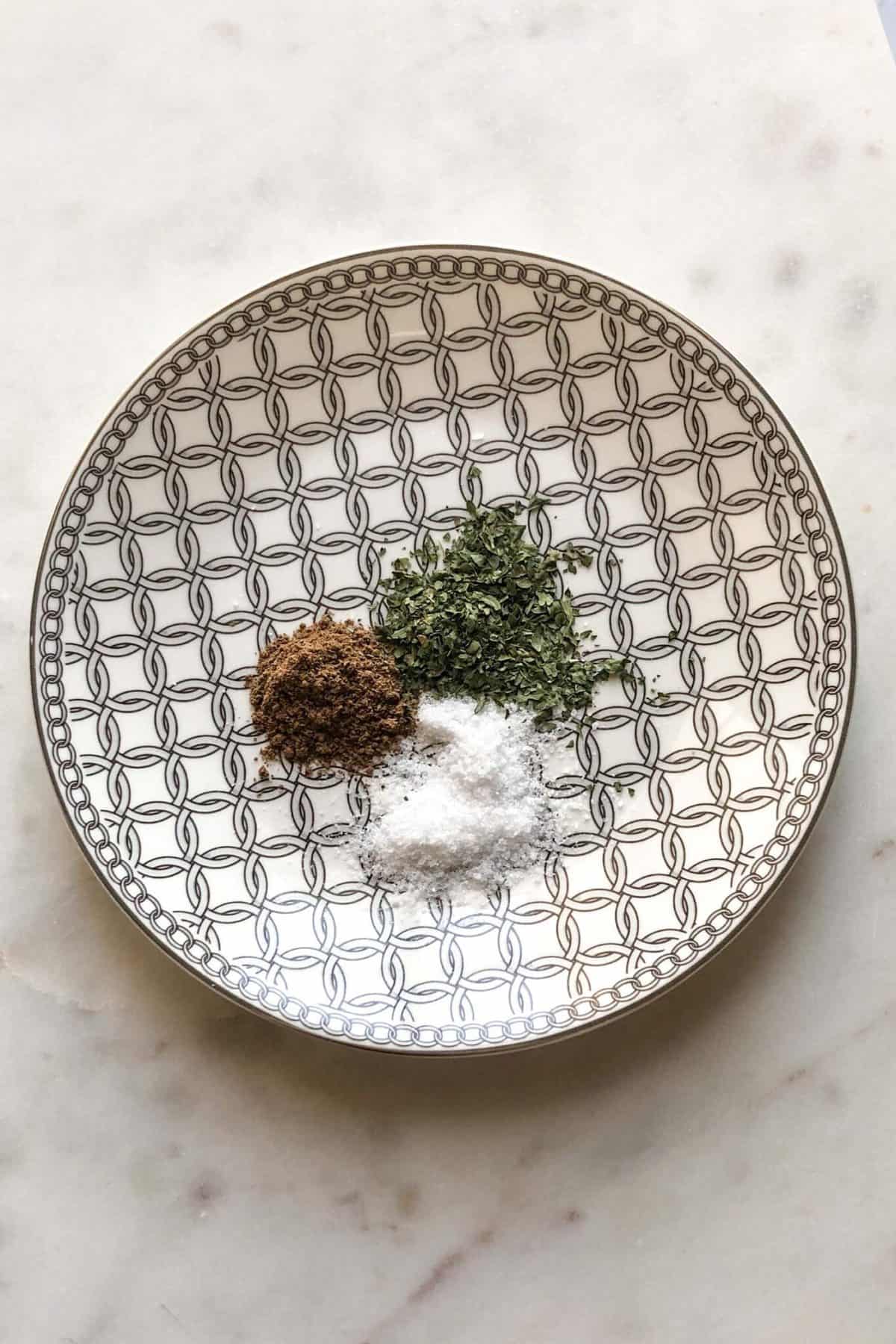 Easy Lebanese Falafel Recipe - The Matbakh