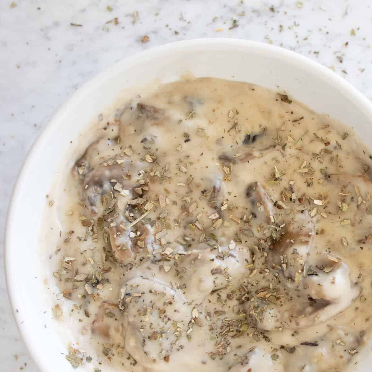 Garlic Mushroom Cream Pasta Sauce with Parmesan-image