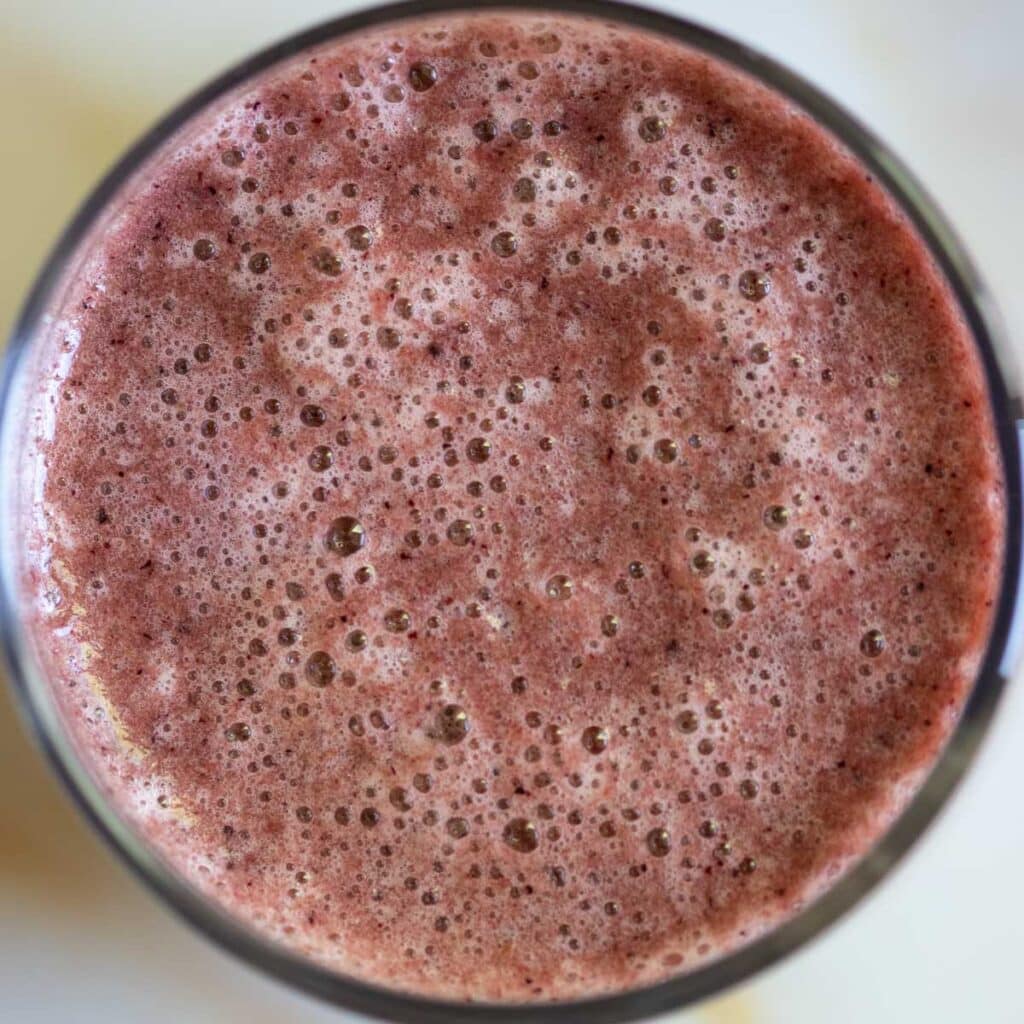 Blueberry Kale Banana Smoothie The Matbakh