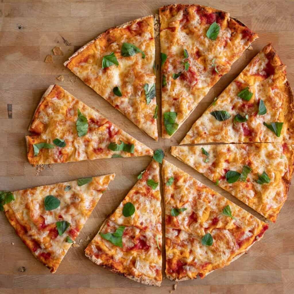 Crispy Pita Bread Pizzas The Matbakh