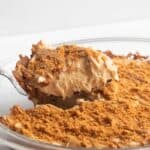 biscoff lotus cheesecake slice.